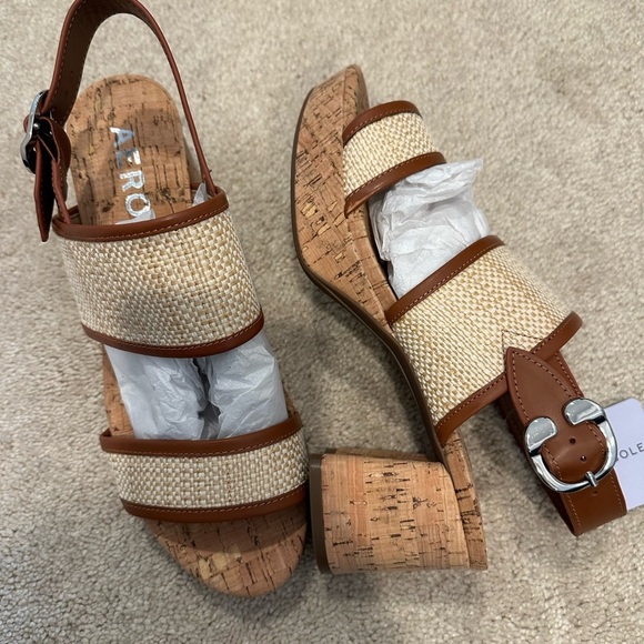 Aerosoles Platform Sandal in Sand Raffia 9.5 NWT - Picture 4 of 7